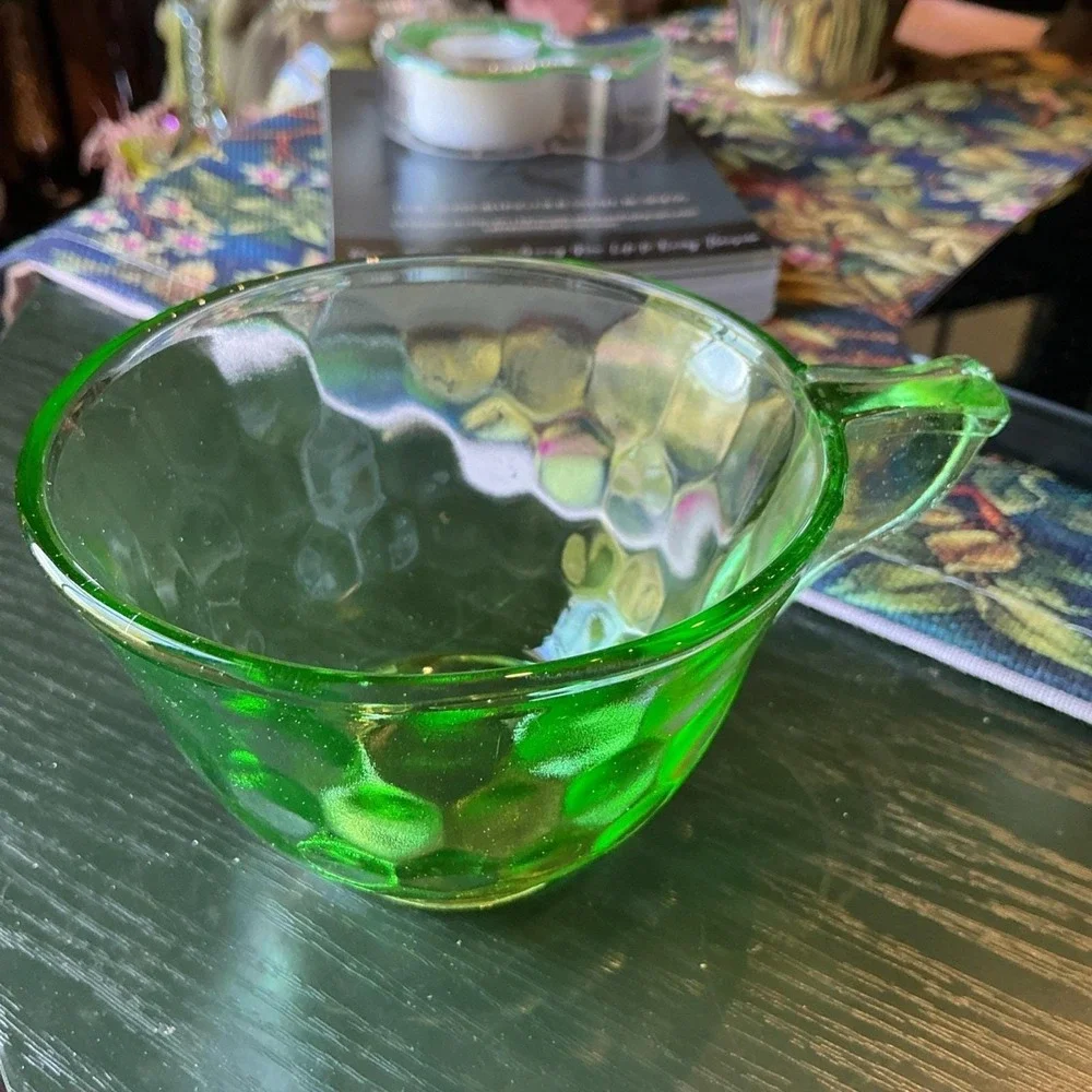 Green‎ Depression Coffee/Tea Cup Jeanette Honeycomb Hex Optic